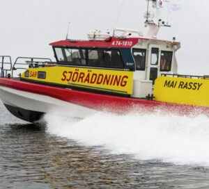 Mai Rassy Swedish Sea Rescue Society Vessel carrying RescueRunner as daughter craft